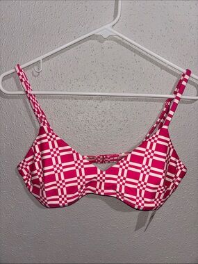 Aerie Skinny Strap Voop Bikini Top in vibrant Pink Punch (size Medium)